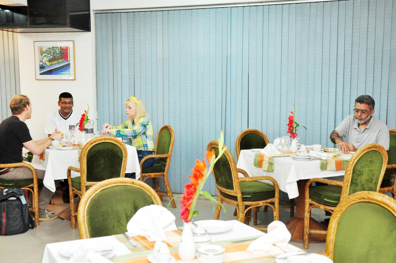 Asia Pacific Hotel Dhaka Exterior photo